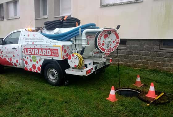 Camion de débouchage